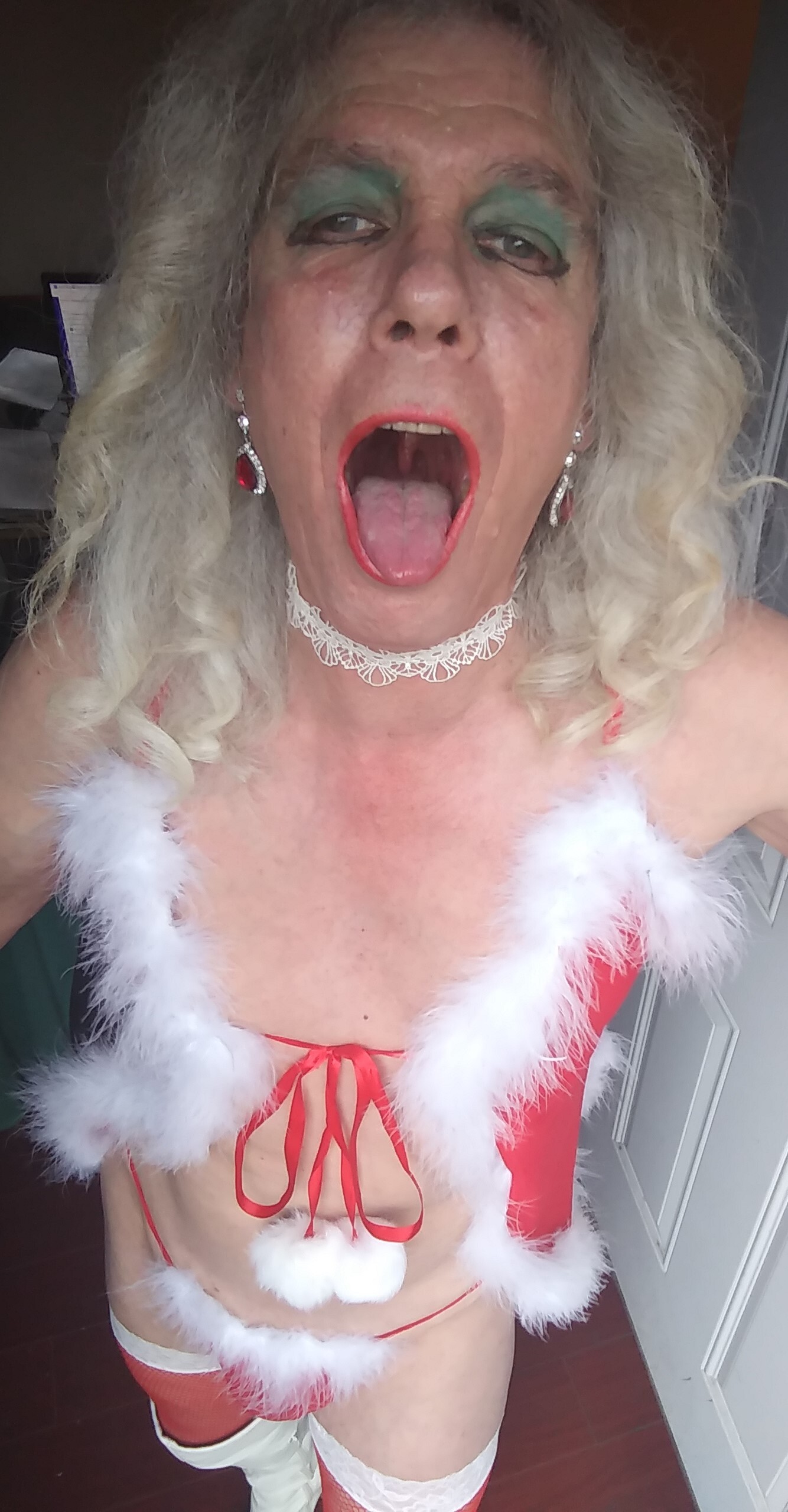 Don We Now Our Gay Apparel Photo AShemaletube