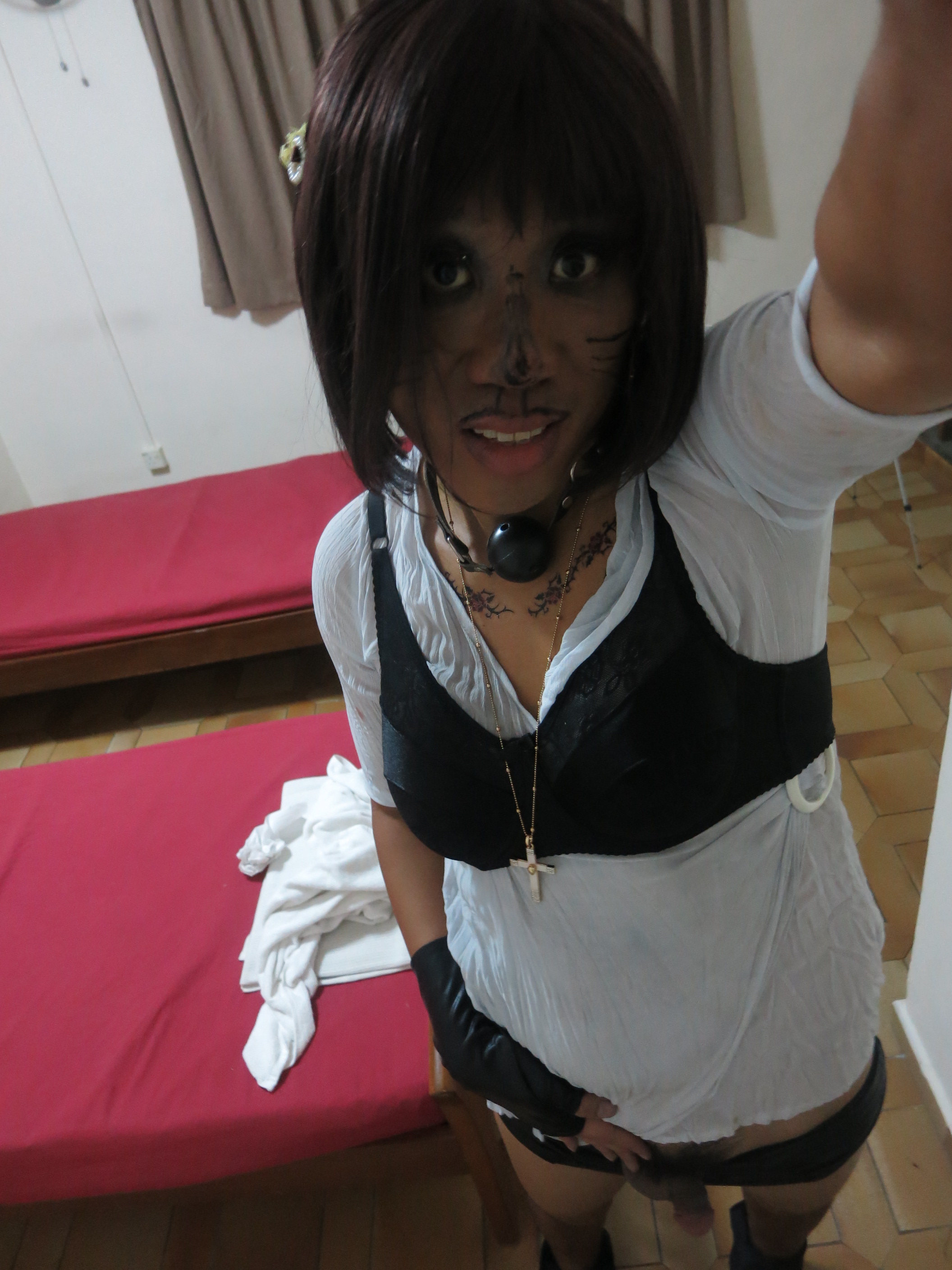 Next Image >>