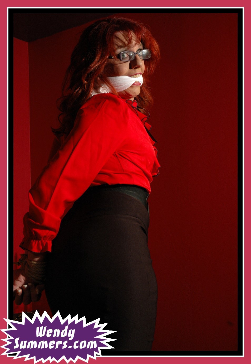 Next Image >>