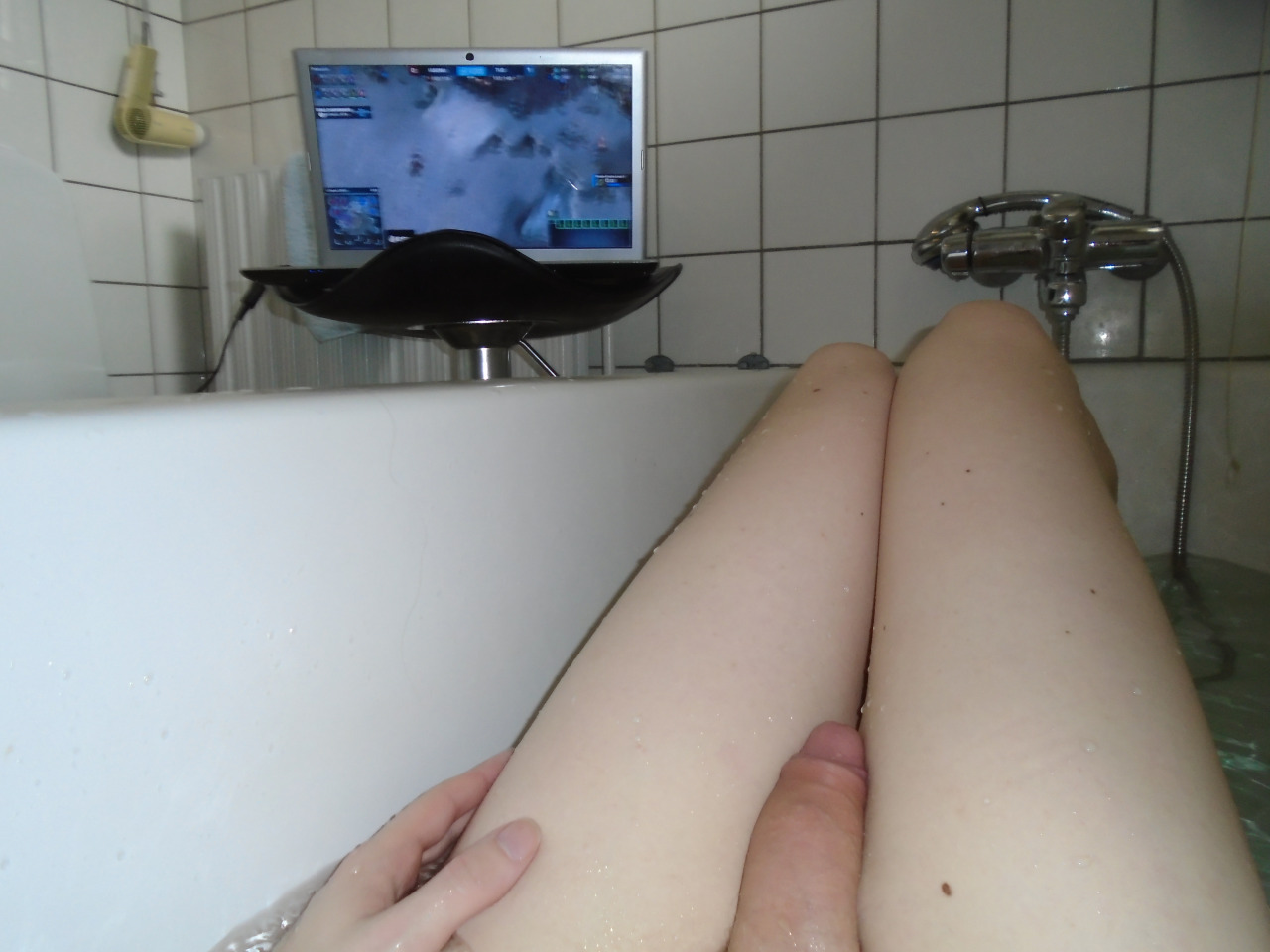 Weiter Image >>
