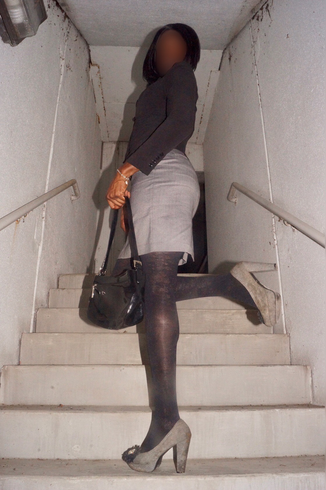 Ebony Crossdresser Sissy Gina Naughty Secretary 2 Photo 3