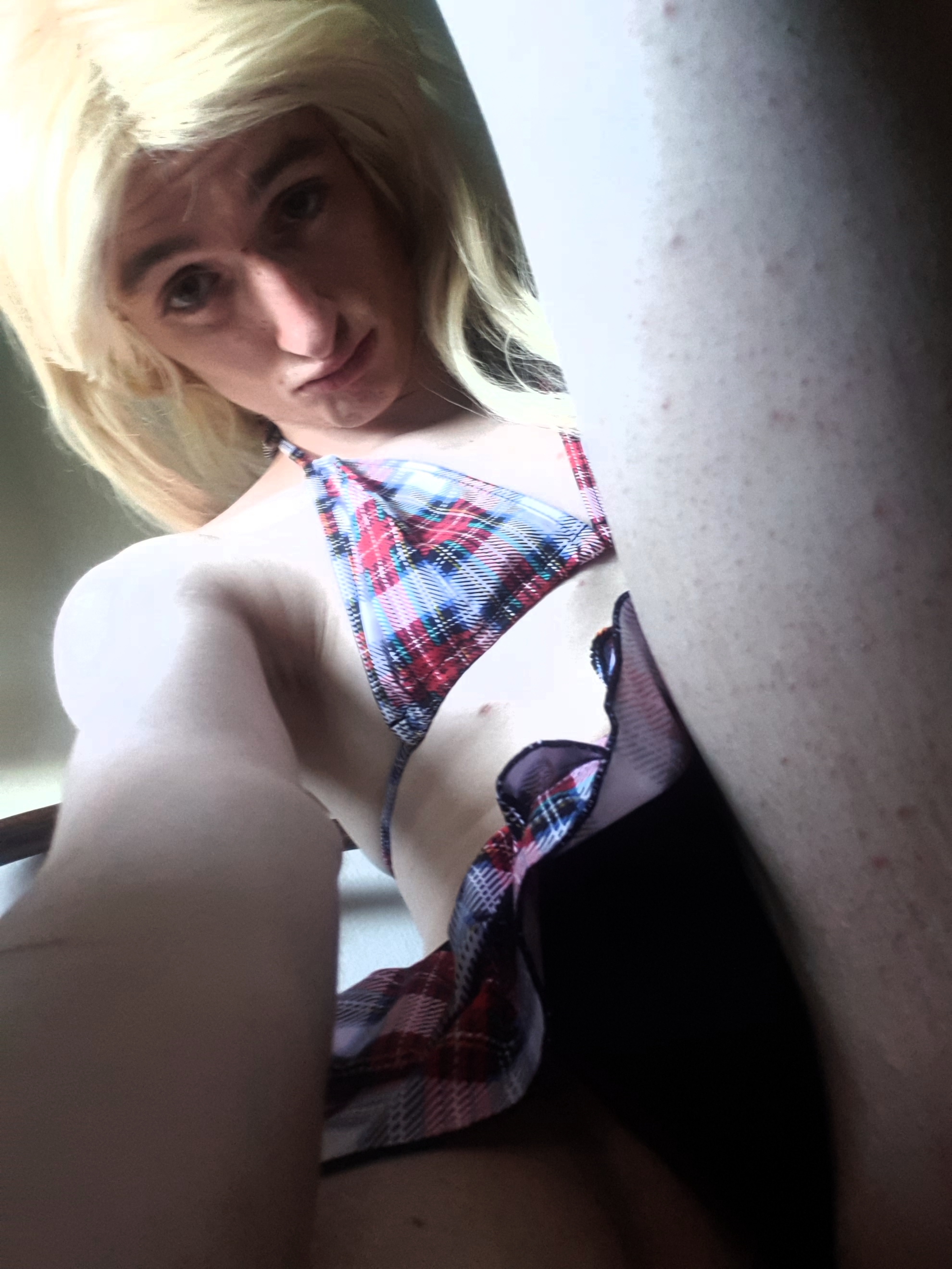 Next Image >>
