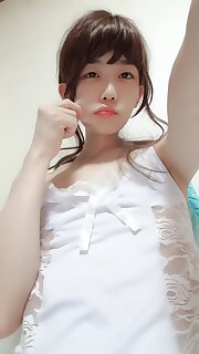 Small Shemale Mobile Porn Pictures and Galleries - Most Popular ...