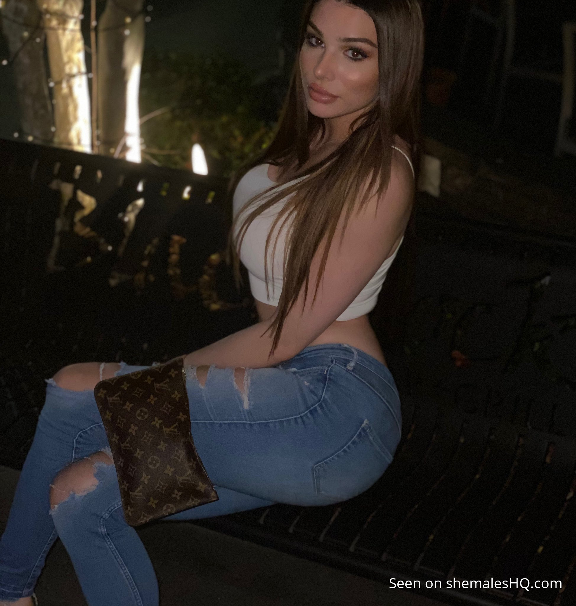 Alyssa West Escort