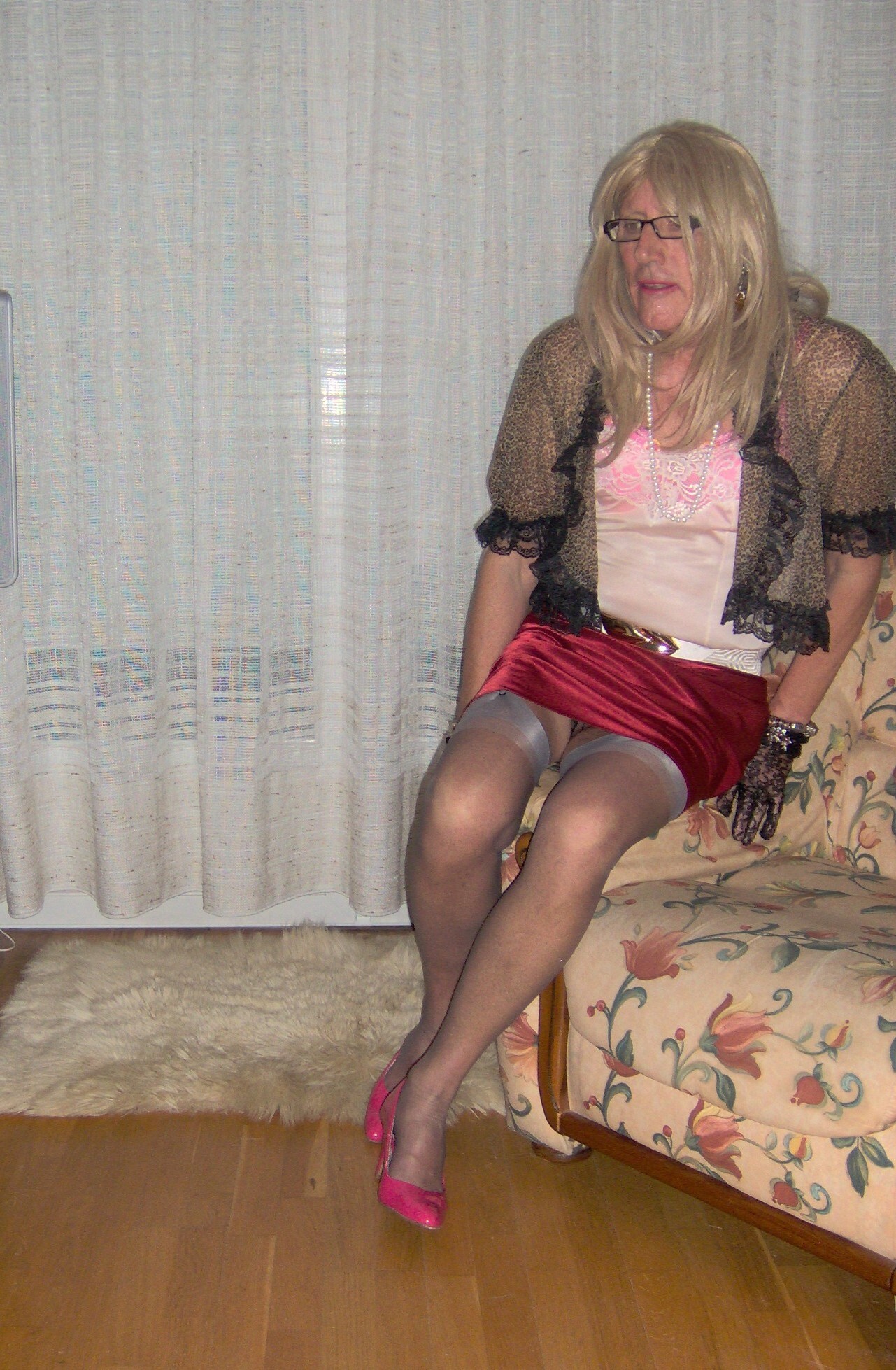 Weiter Image >>