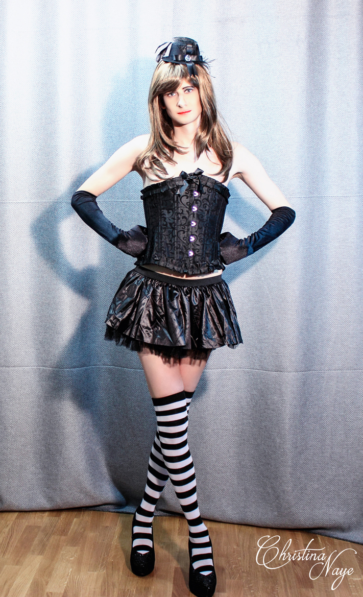 Next Image >>