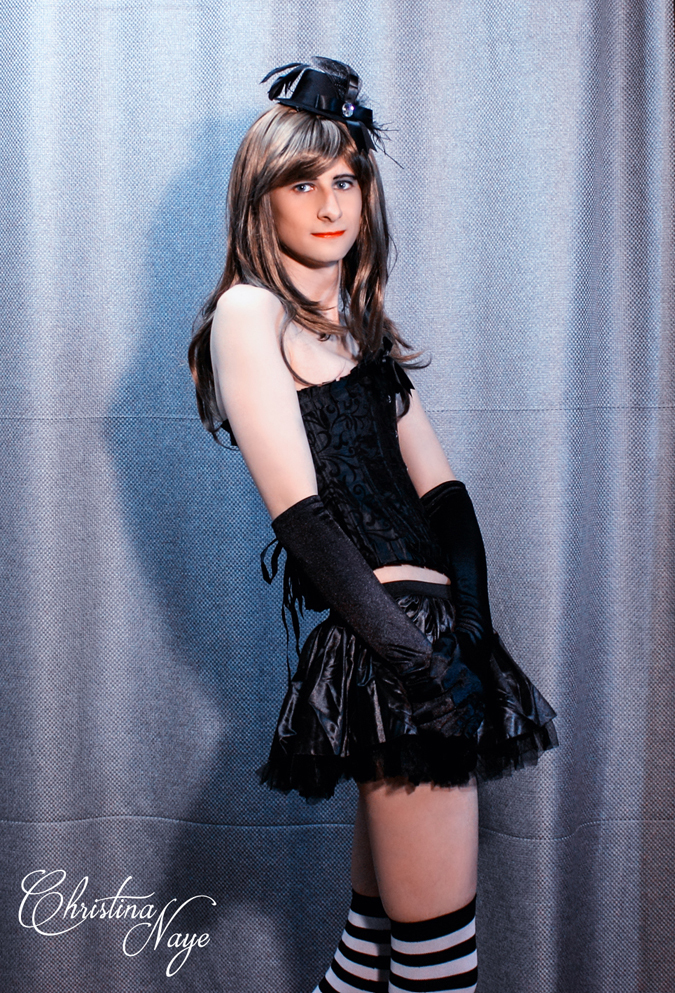 Next Image >>