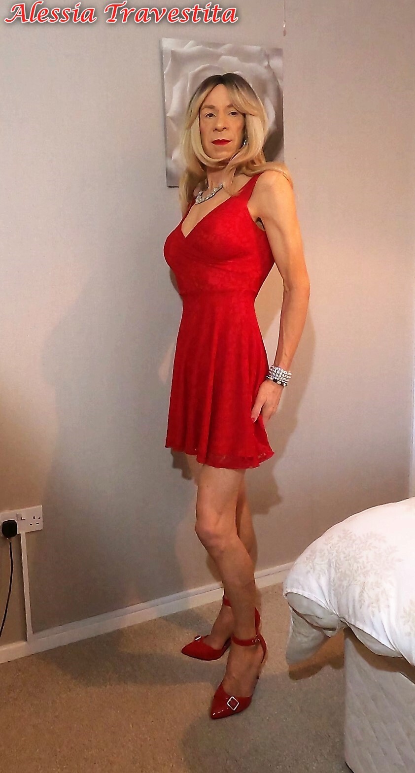 65 Alessia Travestita In Flirty Red Dress Photo 19