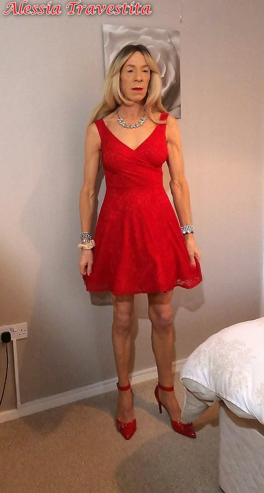 65 Alessia Travestita In Flirty Red Dress Photo 6