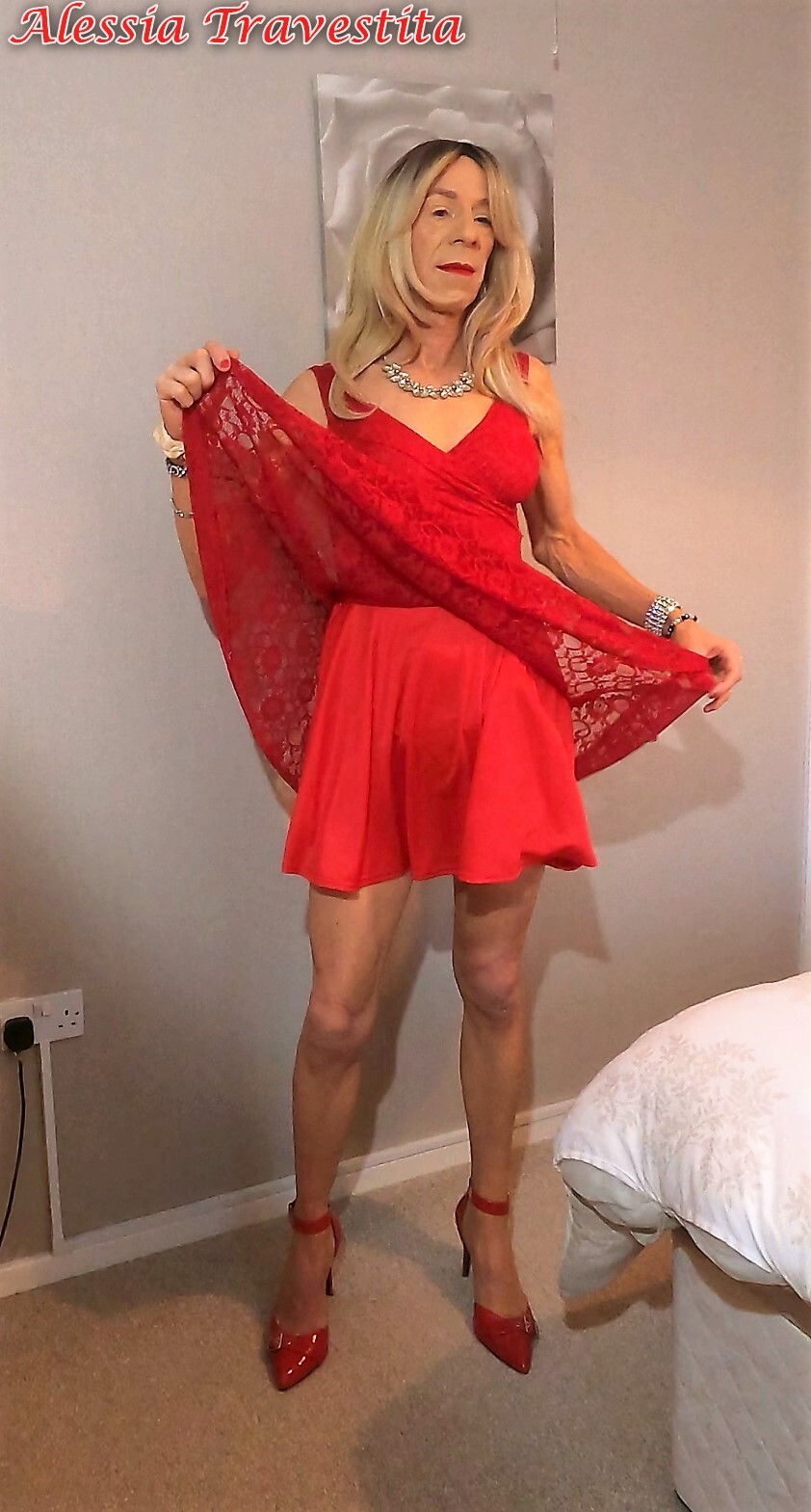 65 Alessia Travestita In Flirty Red Dress Photo 94