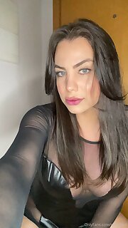 Renata Calcilieri - aShemaletube.com