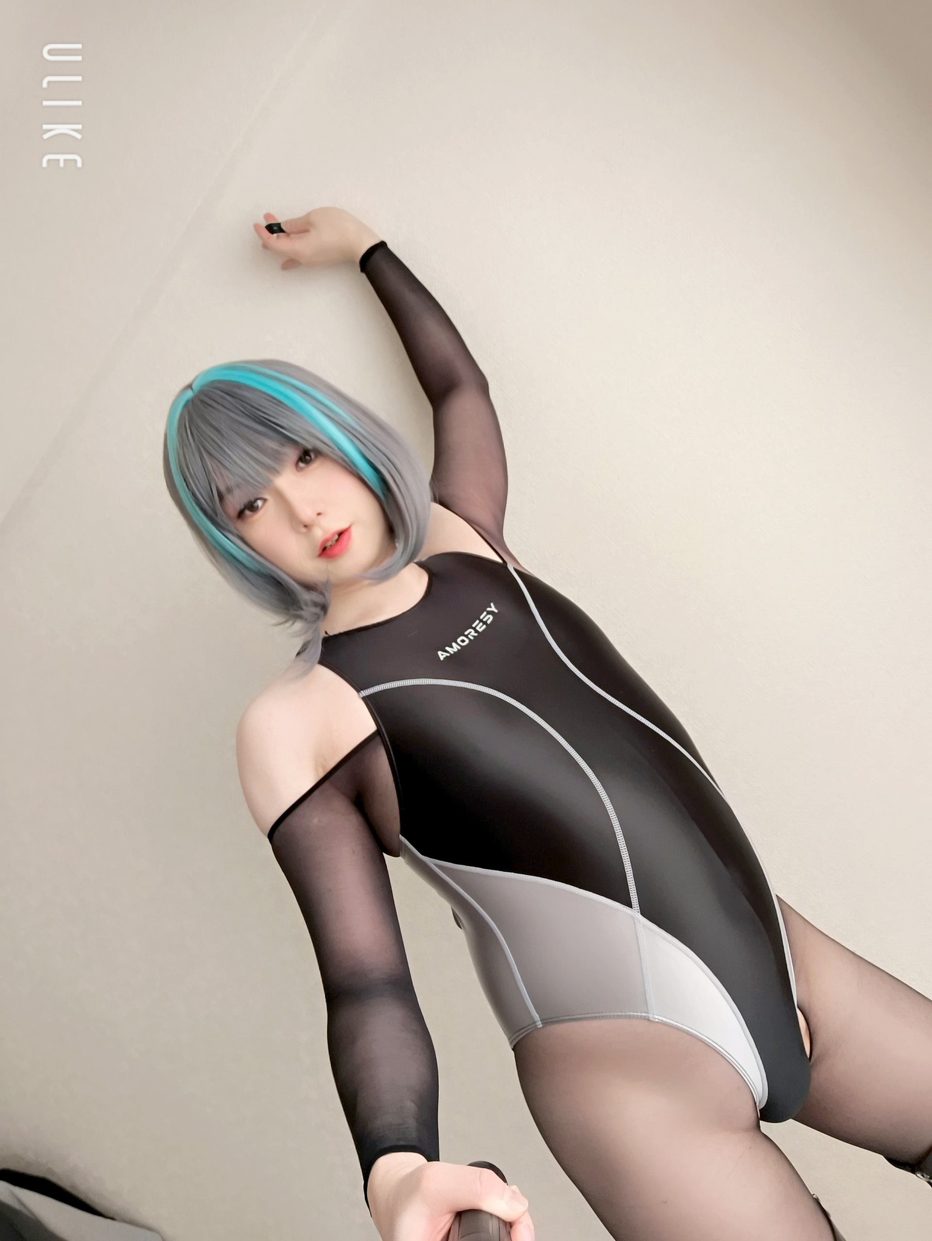 Next Image >>