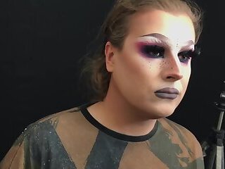 Olympia's Staple Makeup