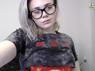 petite tgirl in glasses tugging her dick online